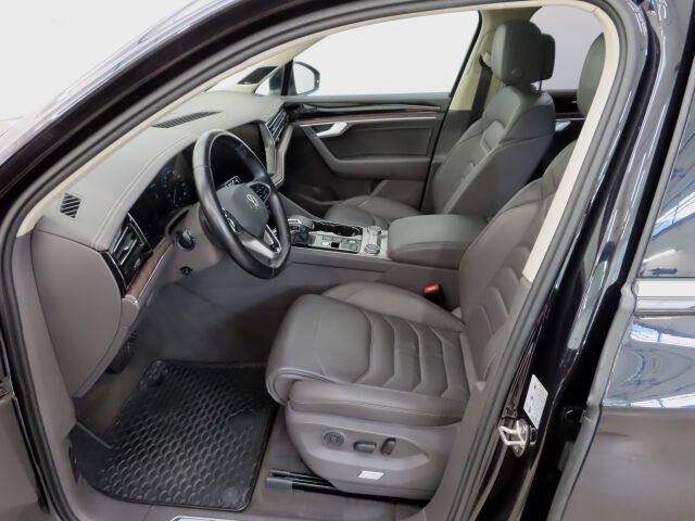 Volkswagen Touareg 2020 Elegance 3,0 V6 eHybrid 280 kW 4MOTION Tiptronic-automaatti