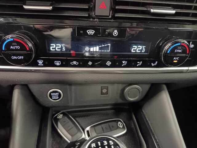 NISSAN Qashqai 2022 MHEV 140 6M/T 2WD N-Connecta