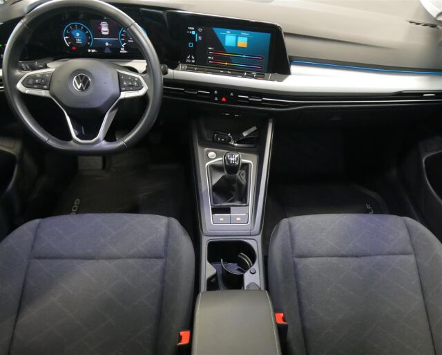 VOLKSWAGEN Golf 2022 Comfort 1,0 TSI 81 kW, 1-omisteinen, alv.väh.kelpoinen, webasto!