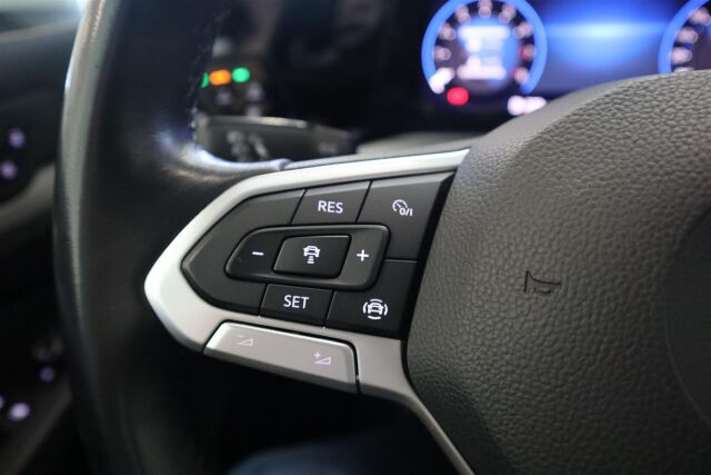 VOLKSWAGEN Golf 2023 Comfort 1,0 TSI 81 kW