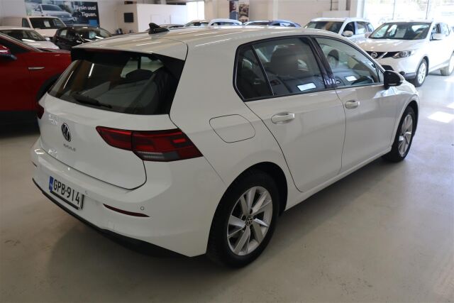 VOLKSWAGEN Golf 2023 Comfort 1,0 TSI 81 kW
