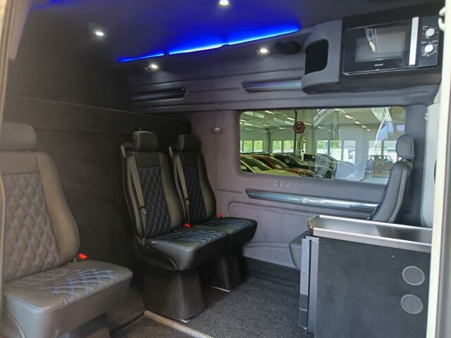 VOLKSWAGEN Crafter 2022 Crafter 35 2,0 TDI 130 kW 4Motion 8at, 4490, Camper, puolikorkea, Jatko-ohjaamo "Carsport" 1+5