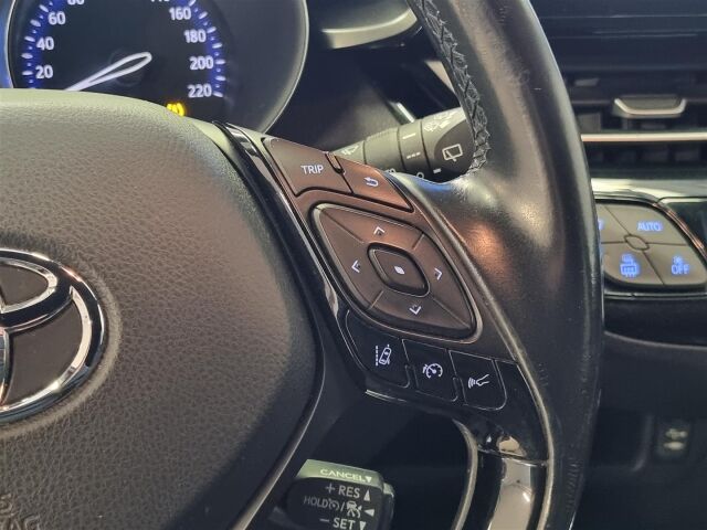 TOYOTA C-HR 2017 1,8 Hybrid Active