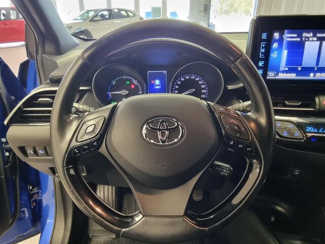 TOYOTA C-HR 2017 1,8 Hybrid Active
