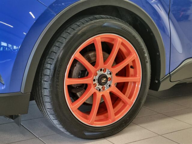 TOYOTA C-HR 2017 1,8 Hybrid Active