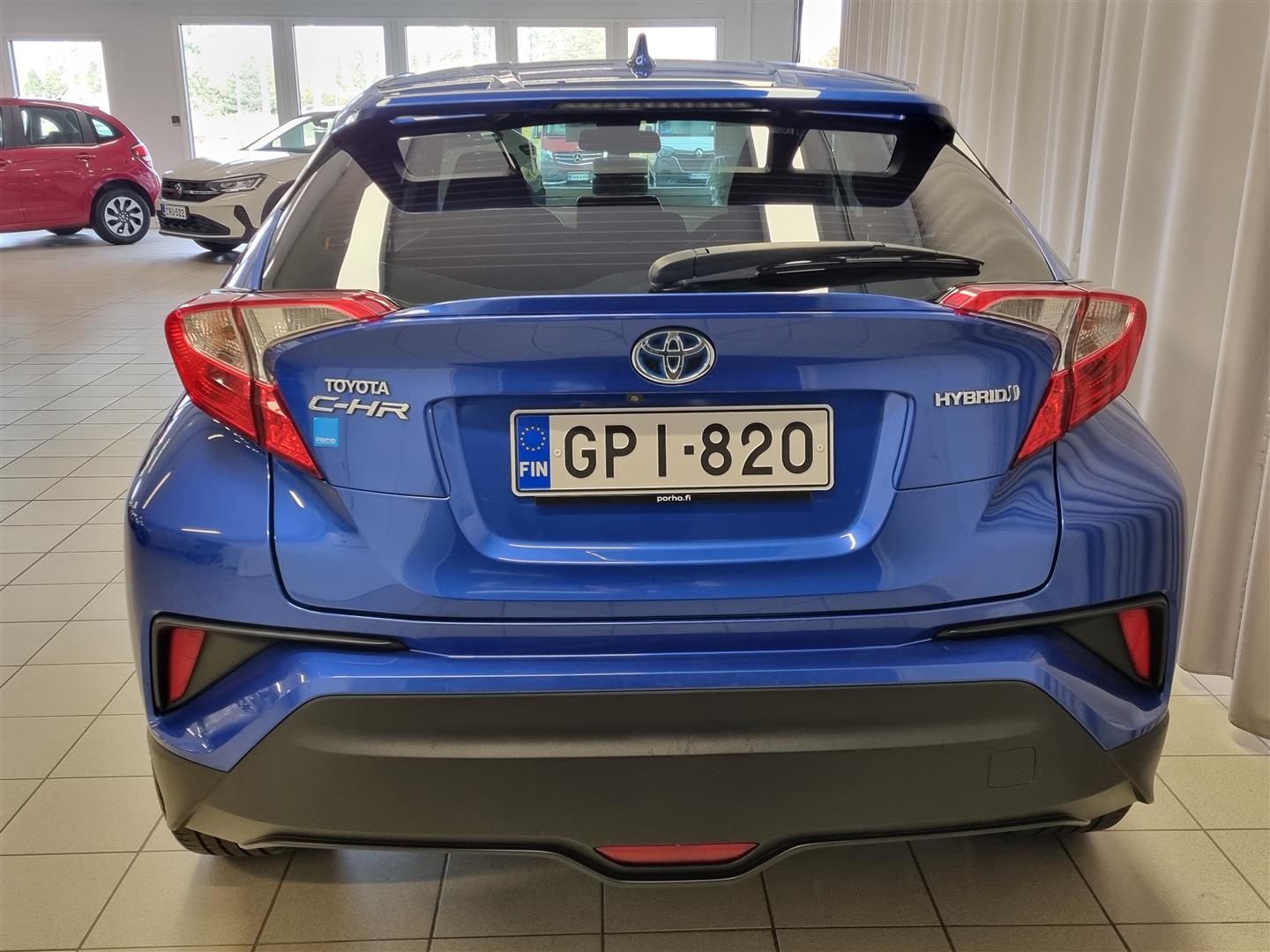 Toyota C-HR 1,8 Hybrid Active 2017, kuva 5/21