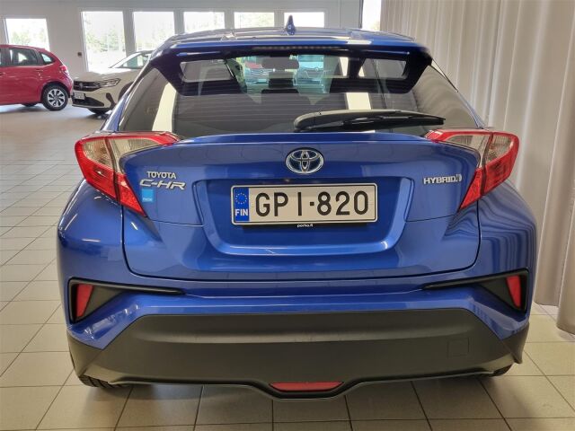 TOYOTA C-HR 2017 1,8 Hybrid Active