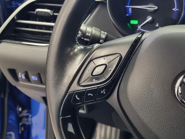 TOYOTA C-HR 2017 1,8 Hybrid Active