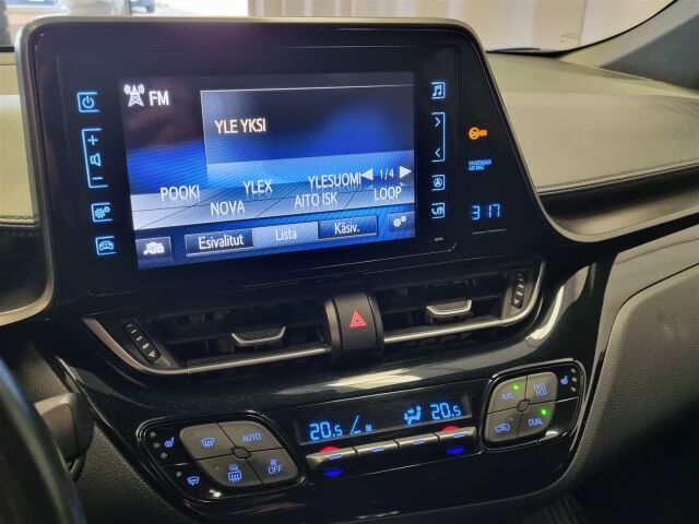TOYOTA C-HR 2017 1,8 Hybrid Active