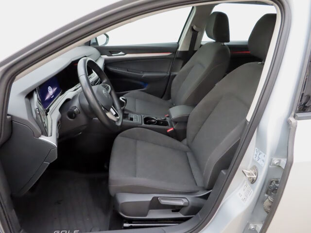 Volkswagen Golf 2023 Variant Comfort 1,0 TSI 81 kW