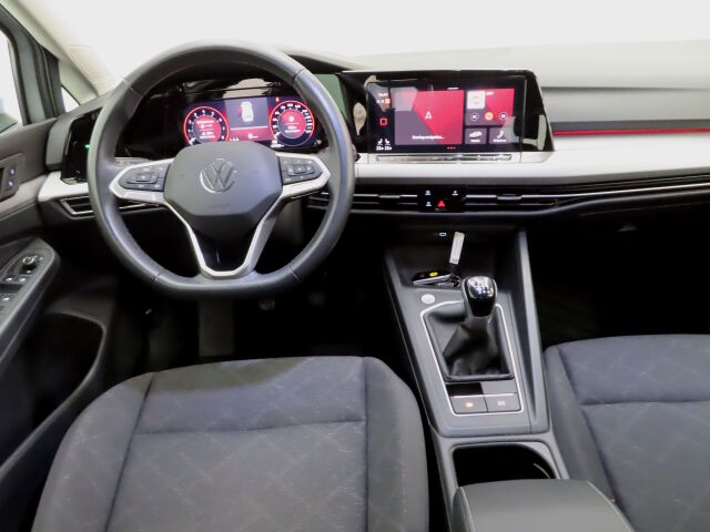Volkswagen Golf 2023 Variant Comfort 1,0 TSI 81 kW
