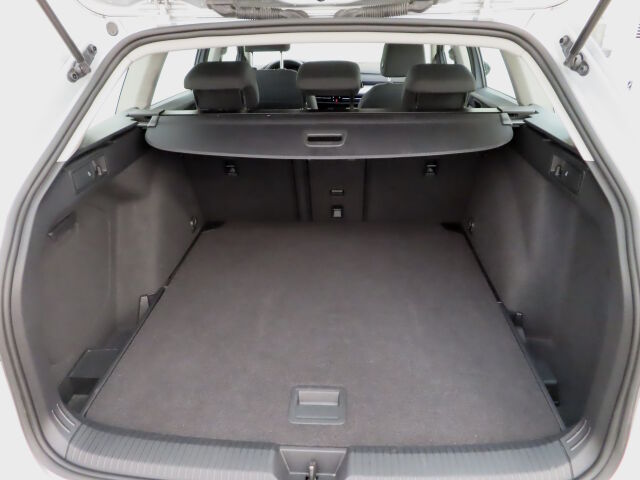 Volkswagen Golf 2023 Variant Comfort 1,0 TSI 81 kW