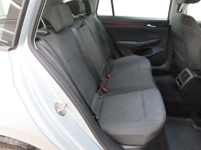 Volkswagen Golf 2023 Variant Comfort 1,0 TSI 81 kW