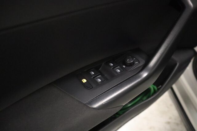 VOLKSWAGEN Taigo 2023 Comfort 1,0 TSI 70 kW