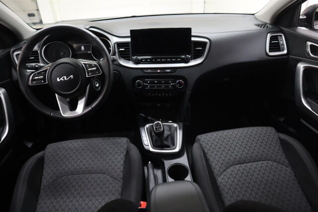 Kia Ceed 2025 1,0 T-GDI 100hv LX 5D