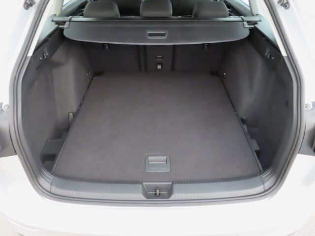 Volkswagen Golf 2023 Variant Comfort 1,0 TSI 81 kW