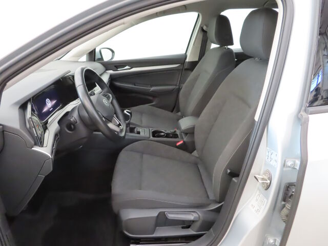 Volkswagen Golf 2023 Variant Comfort 1,0 TSI 81 kW