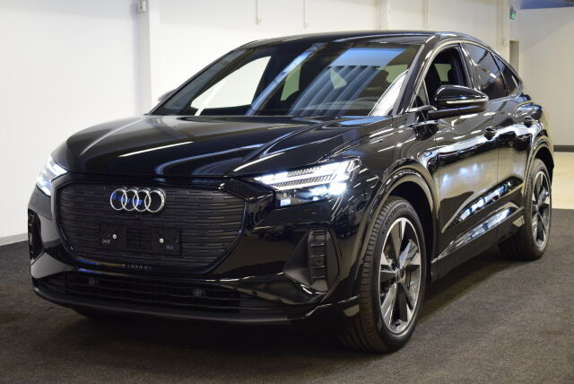 Audi Q4 e-tron 2024 50 e-tron quattro Sportback**SIS 2X RENKAAT**
