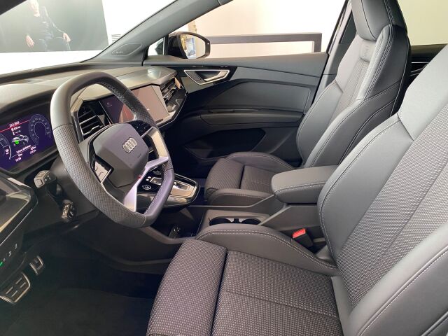 Audi Q4 e-tron 2024 50 e-tron quattro Sportback**SIS 2X RENKAAT**