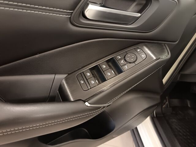 NISSAN Qashqai 2024 MHEV 158 Xtronic 2WD N-Connecta**CITYMAASTURIEN SUOSIKKI NYT SOPIVASTI KÄYTETTYNÄ!