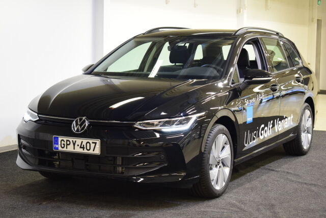 Volkswagen Golf 2024 Variant Comfort Business 1,5 eTSI 85 kW (MHEV) DSG * Sis. 2x renkaat, lämmitin, Korko 1,99%+ kulut *