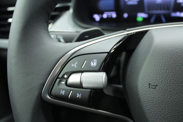 Skoda Kamiq 2025 1.0 TSI 116 Selection DSG Autom.