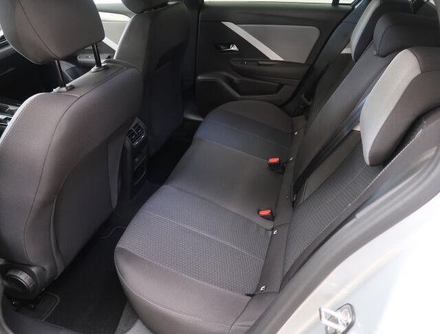 Opel Astra 2025 Sports Tourer Edition Plus Hybrid 145 Automaatti *KORKO 0,9% + kulut!! Heti toimitukseen