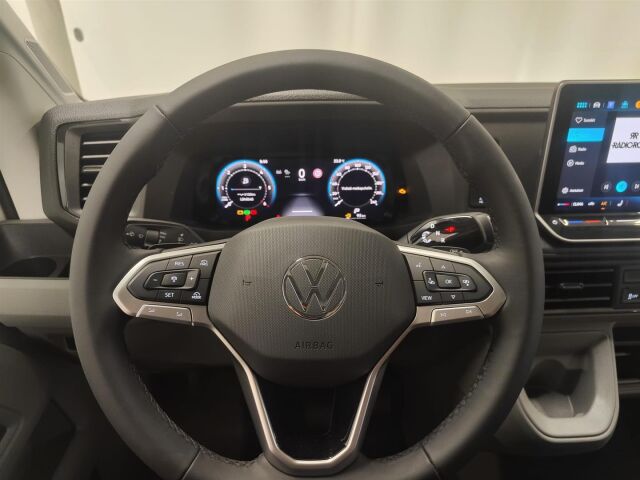 Volkswagen Crafter 2025 35 umpipakettiauto 2,0 TDI 130 kW 4Motion 8at, 4490 " Esittelyauto"