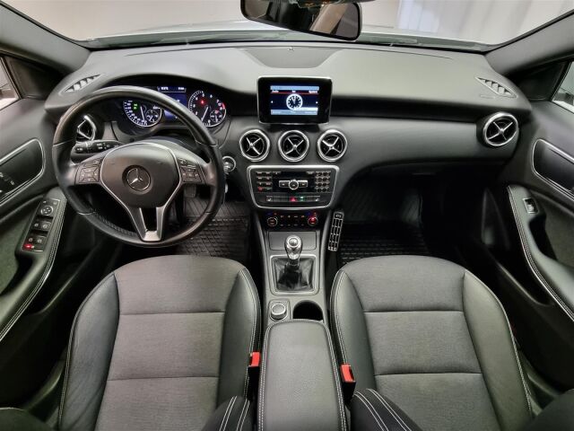 MERCEDES-BENZ A 2014 180 BE Premium Business / P-Kamera / M-lämmitin