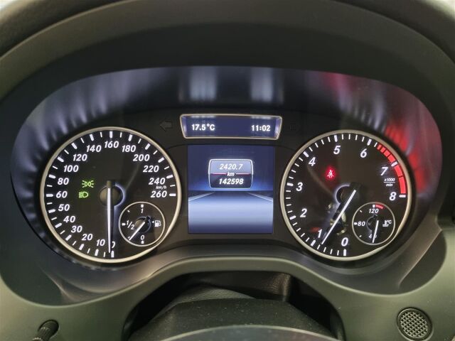 MERCEDES-BENZ A 2014 180 BE Premium Business / P-Kamera / M-lämmitin