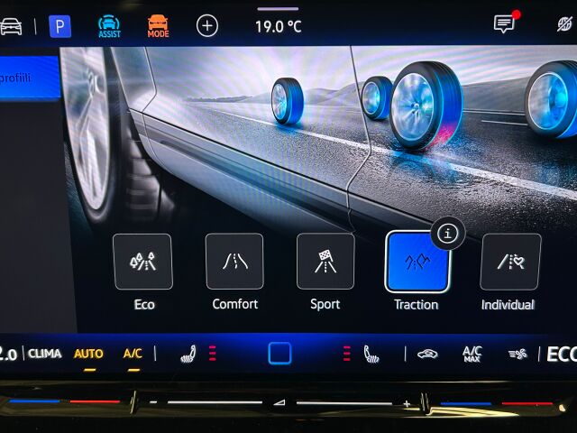 Volkswagen ID.4 2025 Pro 4MOTION Elegance 75-v Juhlamalli 210 kW, akku 77 kWh