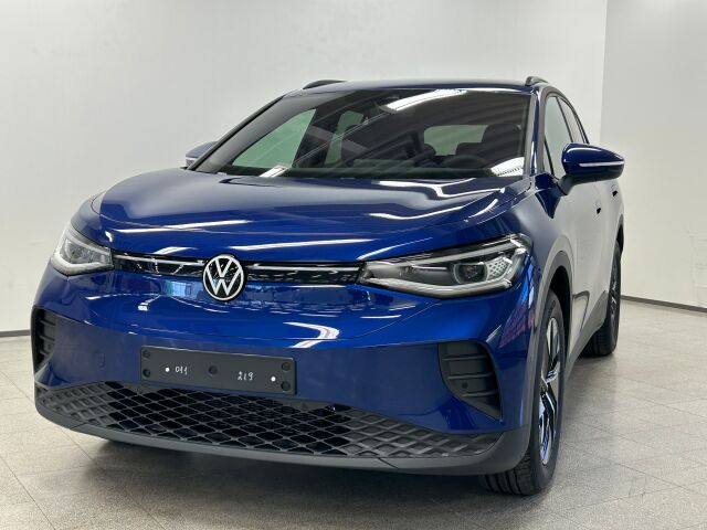 Volkswagen ID.4 2025 Pro 4MOTION Elegance 75-v Juhlamalli 210 kW, akku 77 kWh