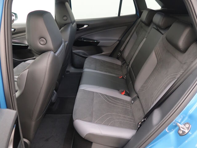 Volkswagen ID.4 2025 Pro 4MOTION Elegance 75-v Juhlamalli 210 kW, akku 77 kWh