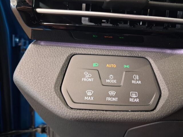 Volkswagen ID.4 2025 Pro 4MOTION Elegance 75-v Juhlamalli 210 kW, akku 77 kWh