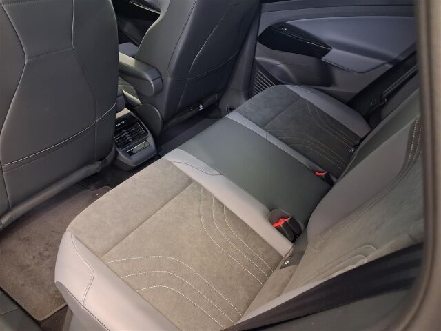 Volkswagen ID.4 2025 Pro 4MOTION Elegance 75-v Juhlamalli 210 kW, akku 77 kWh