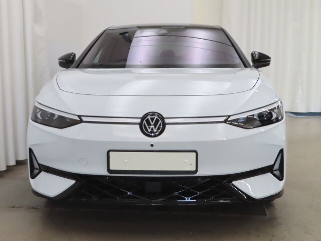 Volkswagen ID.7 2025 GTX 4MOTION 75-v Juhlamalli 250 kW, akku 86 kWh