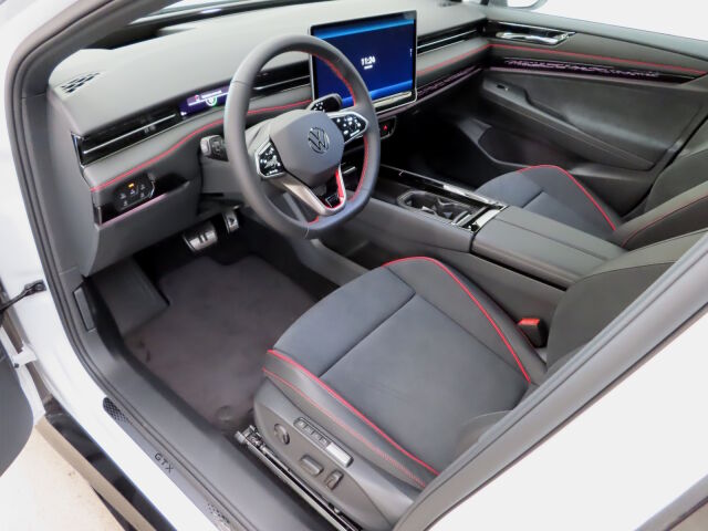 Volkswagen ID.7 2025 GTX 4MOTION 75-v Juhlamalli 250 kW, akku 86 kWh
