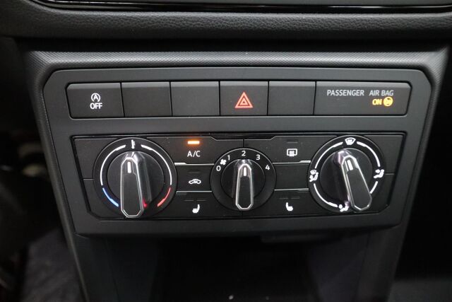 Volkswagen T-Cross 2025 Comfort Business 1,0 TSI 70 kW