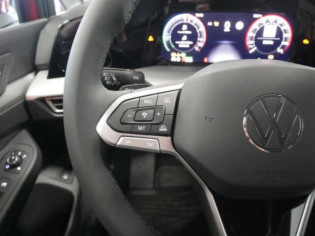 Volkswagen Golf 2025 Comfort 75-v Juhlamalli eHybrid 150 kW (PHEV) DSG-automaatti*Heti tomitukseen!*