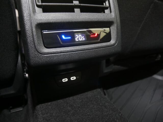 Volkswagen Golf 2025 Comfort 75-v Juhlamalli eHybrid 150 kW (PHEV) DSG-automaatti*Heti tomitukseen!*