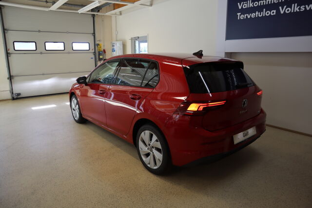 Volkswagen Golf 2025 Comfort 75-v Juhlamalli eHybrid 150 kW (PHEV) DSG-automaatti