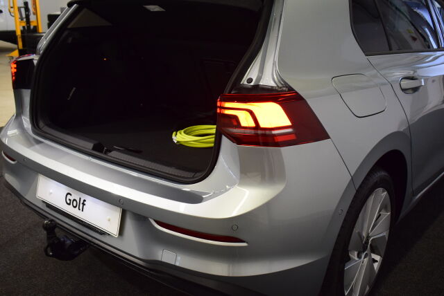 Volkswagen Golf 2025 Comfort 75-v Juhlamalli eHybrid 150 kW (PHEV) DSG-automaatti * 3-vuoden huollot kaupan päälle ! *