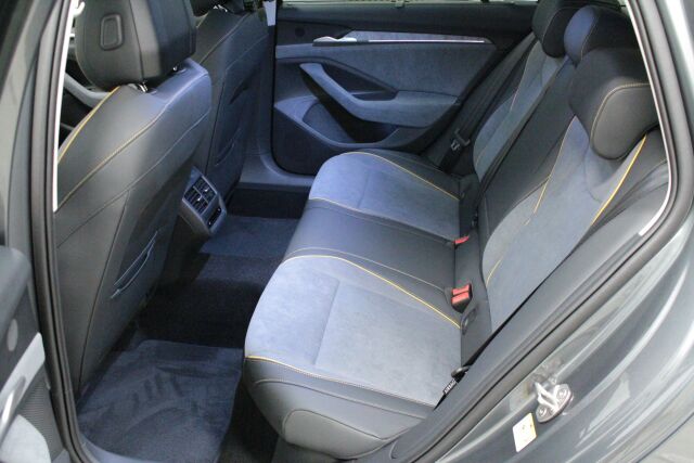 Skoda Superb 2026 Combi 1.5 TSI PHEV Style Explore DSG Autom.