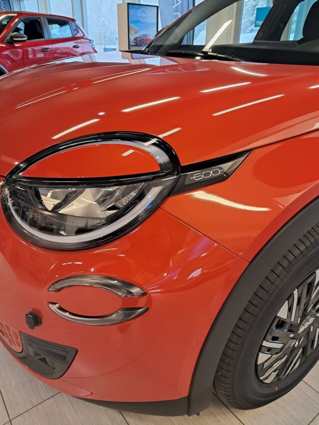 Fiat 600 2025 600 Monikäyttöajoneuvo (AF) 5ov 1199cm3