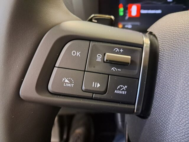 Citroen C4 Max Hybrid Automaatti 2025 C4 Viistoperä (AB) 5ov 1199cm3 A