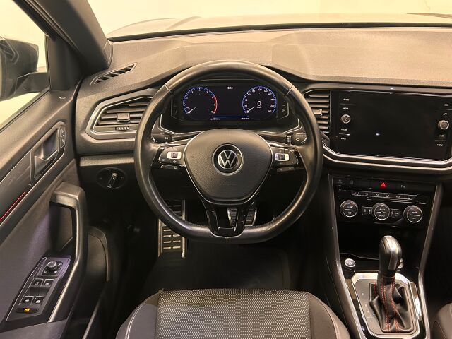 VOLKSWAGEN T-Roc 2021 Sport 1,5 TSI EVO 110 kW aut.. Webasto, koukku, Sport-pak, istuin.pak. avaimettomuus, kaukovalo-aut