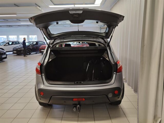 NISSAN Qashqai 2010 1,6L Acenta 2WD 5MT MY10