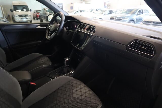 VOLKSWAGEN Tiguan 2022 R-Line 1,5 TSI 110 kW DSG-autom.