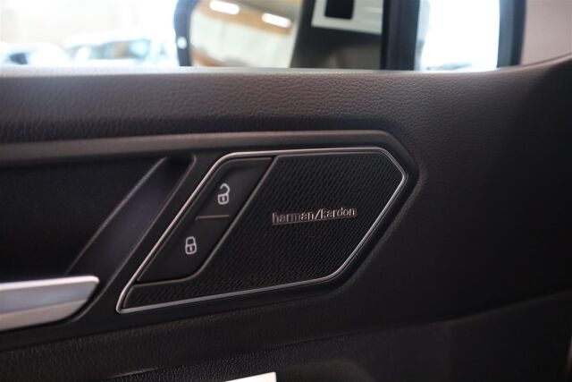 VOLKSWAGEN Tiguan 2022 R-Line 1,5 TSI 110 kW DSG-autom.
