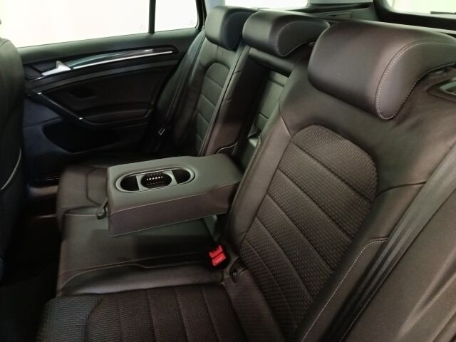 VOLKSWAGEN Golf 2013 Variant Highline 1,4 TSI 90 kW (122 hv) Bm Technology DSG-aut. *SUOSIKKIFARKKU NYT SOPIVALLA RAHALLA